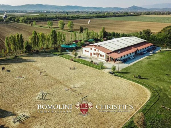 casa indipendente in vendita ad Arezzo