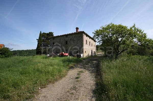 casa indipendente in vendita ad Arezzo in zona Molin Nuovo