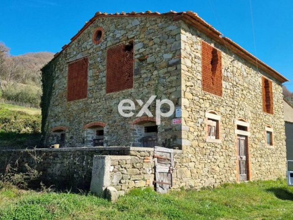 casa indipendente in vendita ad Arezzo