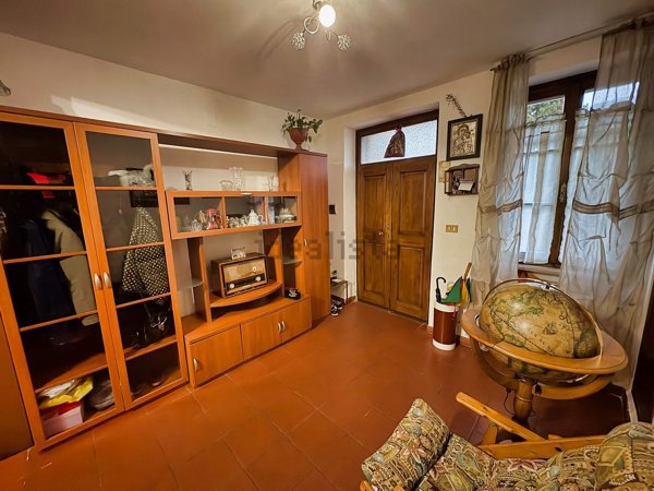 casa indipendente in vendita ad Arezzo in zona Olmo