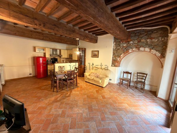 appartamento in vendita ad Arezzo in zona Agazzi