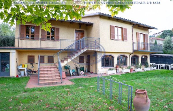 casa indipendente in vendita ad Arezzo in zona Santa Firmina