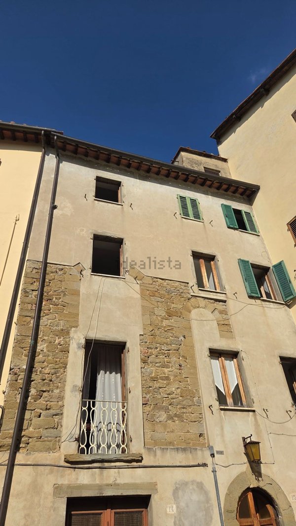 casa indipendente in vendita ad Arezzo in zona Centro Città