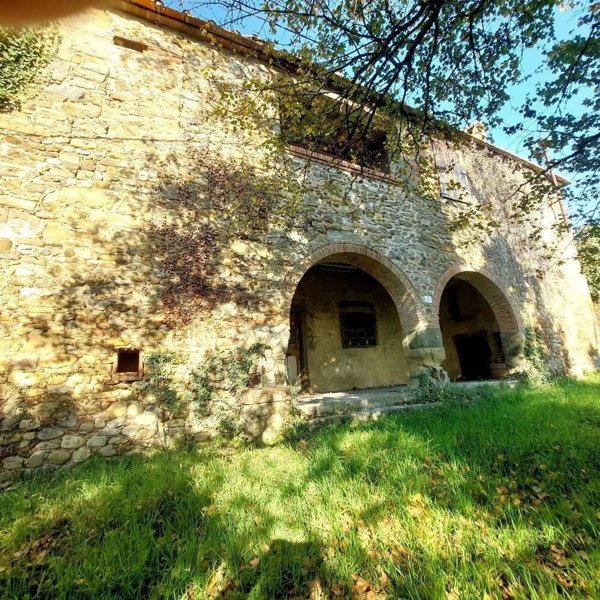 casa indipendente in vendita ad Arezzo in zona Ponte Buriano-Cincelli