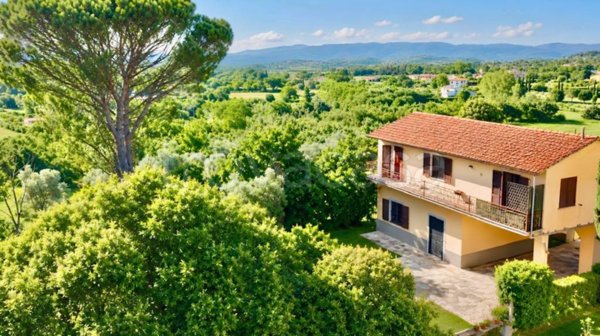 appartamento in vendita ad Arezzo in zona San Fabiano