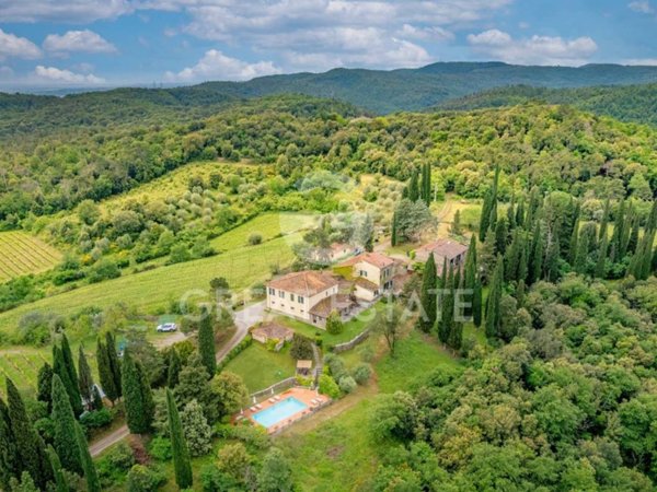casa indipendente in vendita ad Arezzo in zona Fiorentina