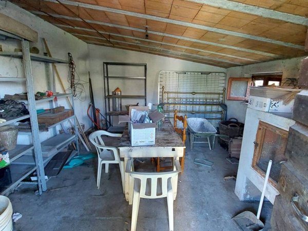 locale di sgombero in vendita ad Arezzo in zona Fiorentina