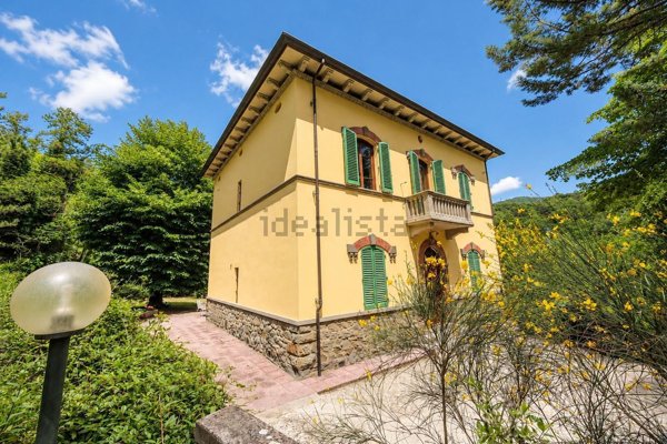 casa indipendente in vendita ad Arezzo in zona San Leo