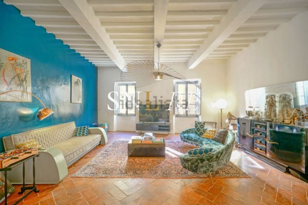 casa indipendente in vendita ad Arezzo in zona Centro Città