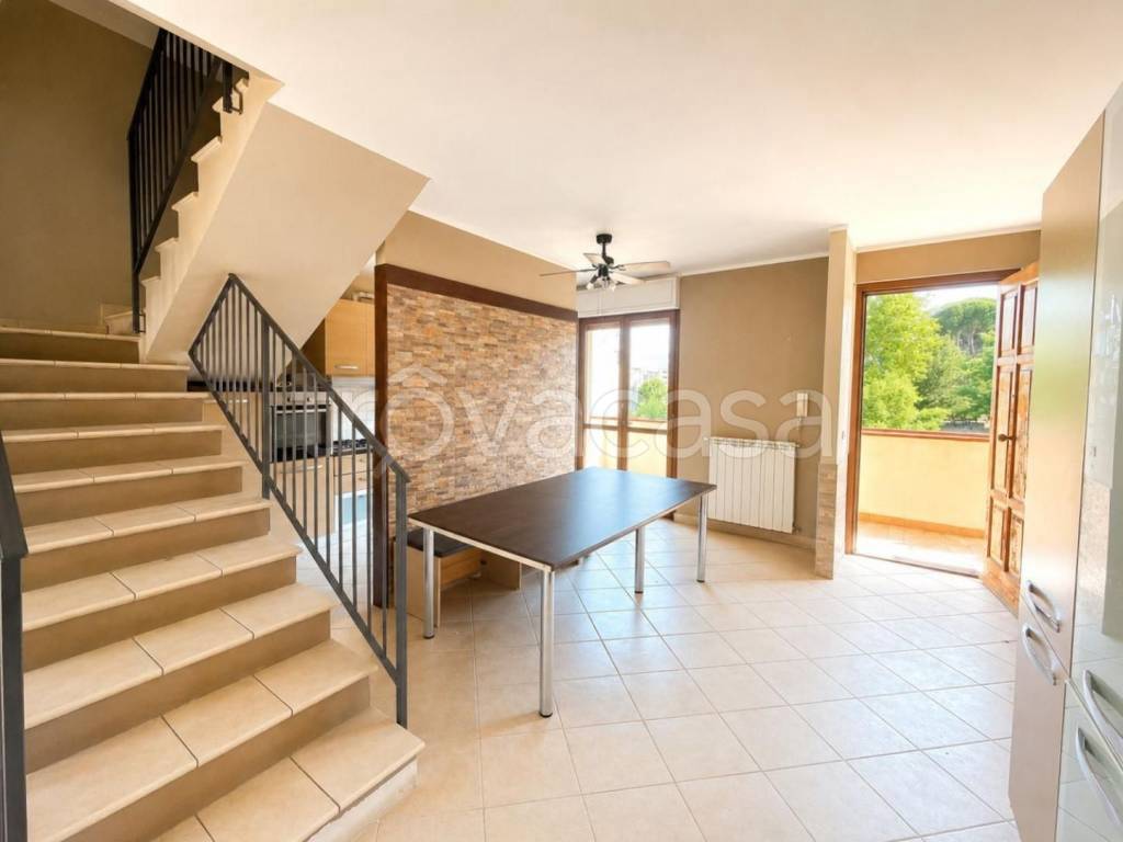 casa indipendente in vendita ad Arezzo