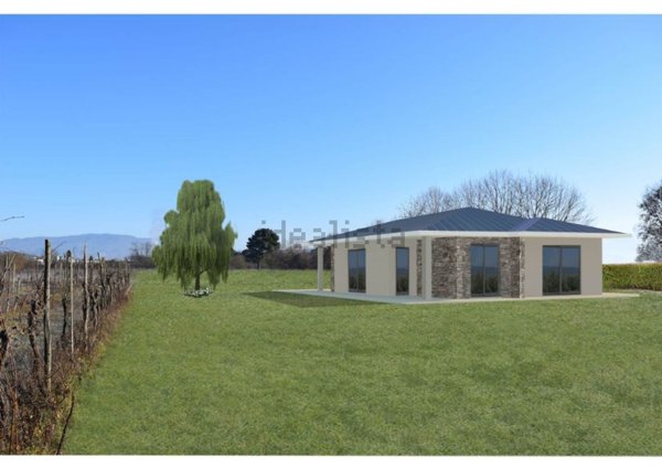 casa indipendente in vendita ad Arezzo in zona Agazzi
