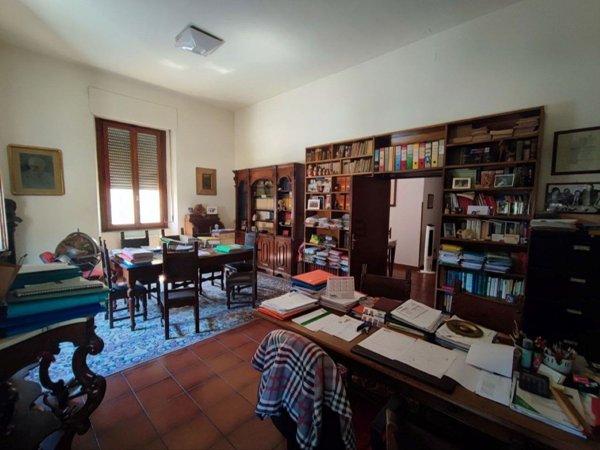 ufficio in vendita ad Arezzo in zona Centro Città
