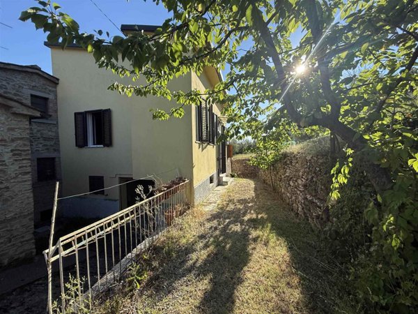 appartamento in vendita ad Arezzo in zona Bagnoro
