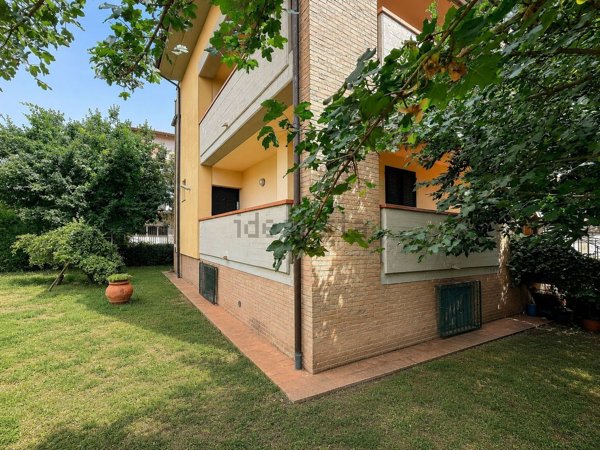 casa indipendente in vendita ad Arezzo