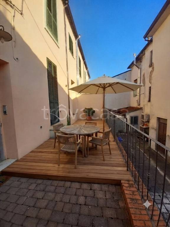 appartamento in vendita ad Arezzo in zona Rigutino