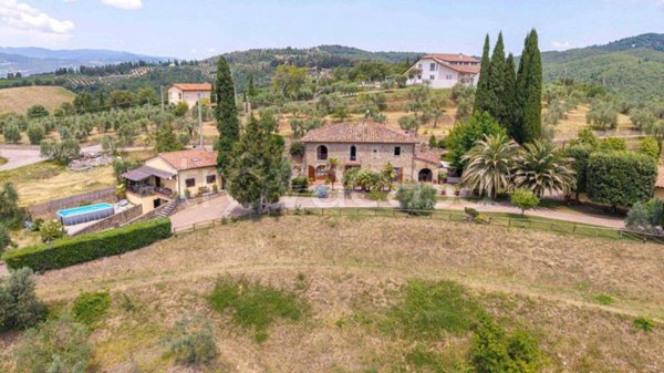 casa indipendente in vendita ad Arezzo in zona Chiassa-Tregozzano