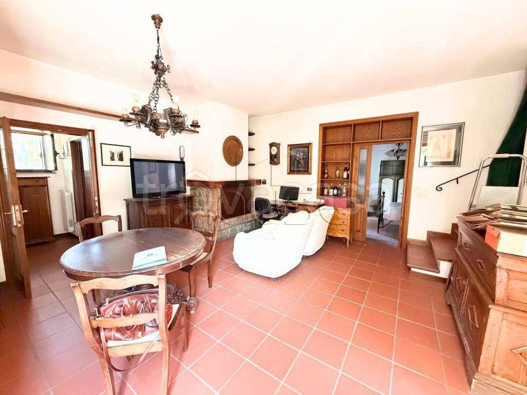 appartamento in vendita ad Arezzo in zona Rigutino