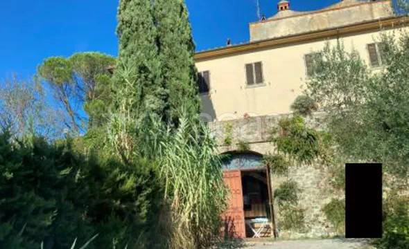 appartamento in vendita ad Arezzo in zona Olmo