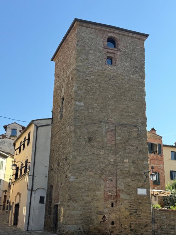 casa indipendente in vendita ad Arezzo in zona Centro Città