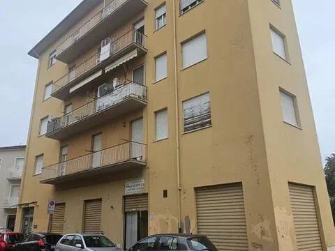 ufficio in vendita ad Arezzo in zona Vittorio Veneto