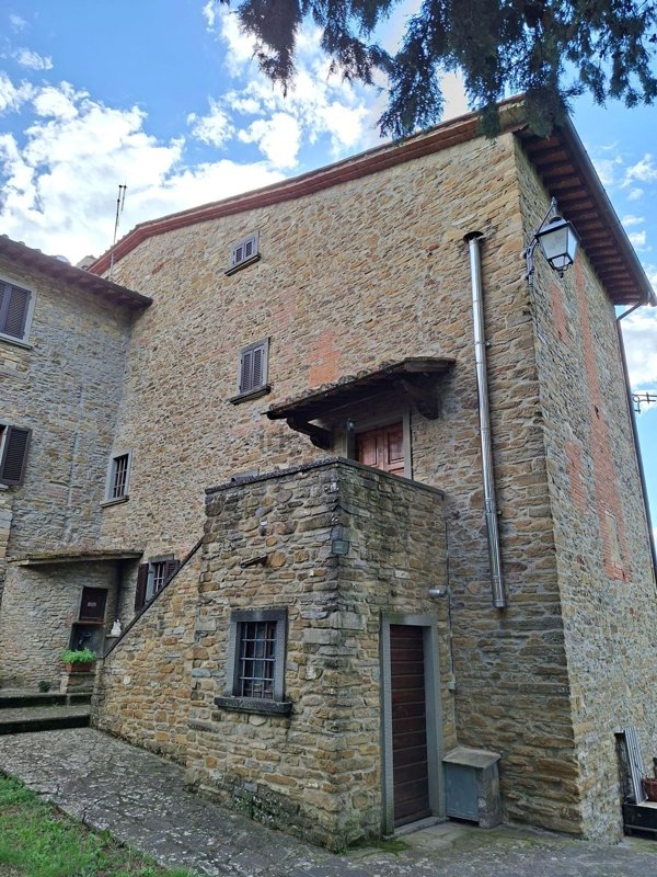 appartamento in vendita ad Arezzo in zona Tregozzano