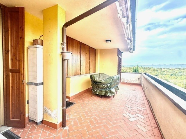 appartamento in vendita ad Arezzo in zona Ruscello