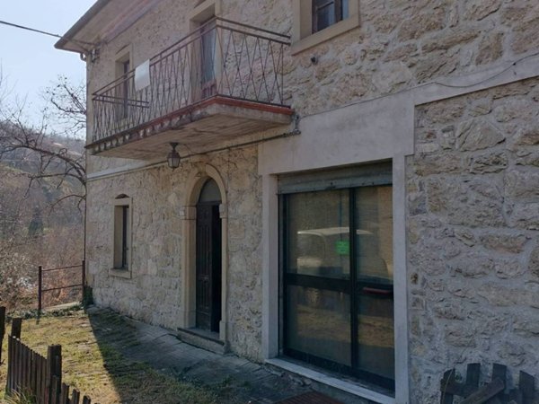 casa indipendente in vendita a Badia Tedalda