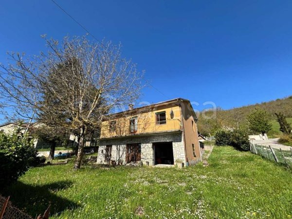 casa indipendente in vendita a Badia Tedalda in zona Fresciano