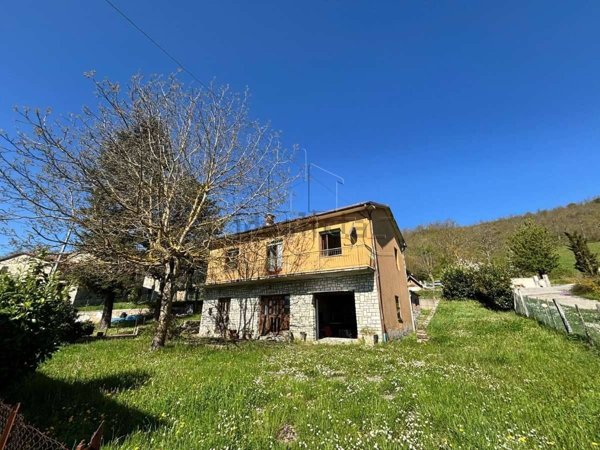casa indipendente in vendita a Badia Tedalda in zona Fresciano