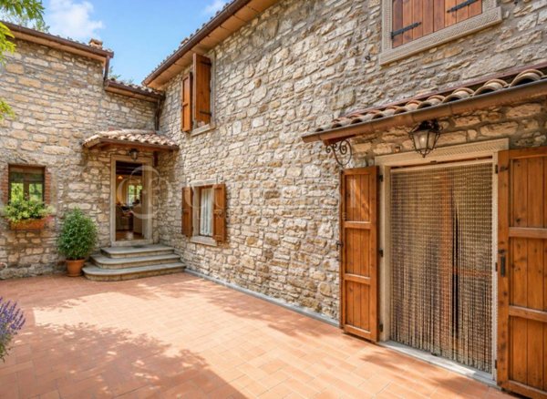 casa indipendente in vendita a Badia Tedalda
