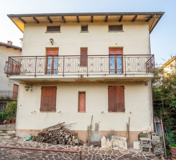 casa indipendente in vendita a Badia Tedalda