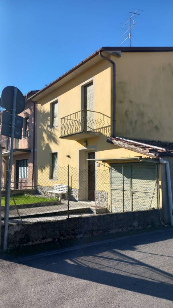 casa indipendente in vendita a Bibbiena in zona Soci