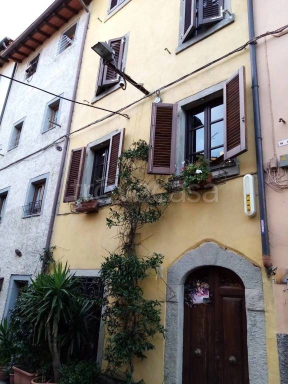casa indipendente in vendita a Bibbiena in zona Soci