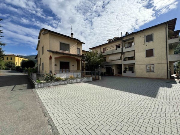 appartamento in vendita a Bibbiena in zona Partina