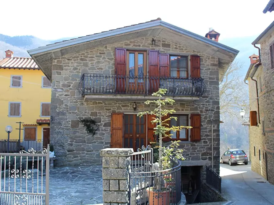 casa indipendente in vendita a Bibbiena in zona Pian del Ponte