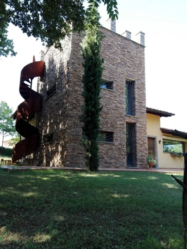 casa indipendente in vendita a Bibbiena