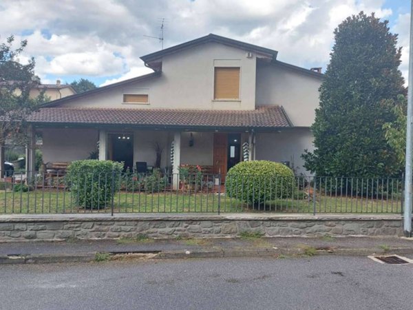 casa indipendente in vendita a Bibbiena