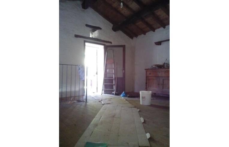 casa indipendente in vendita a Bibbiena in zona Serravalle