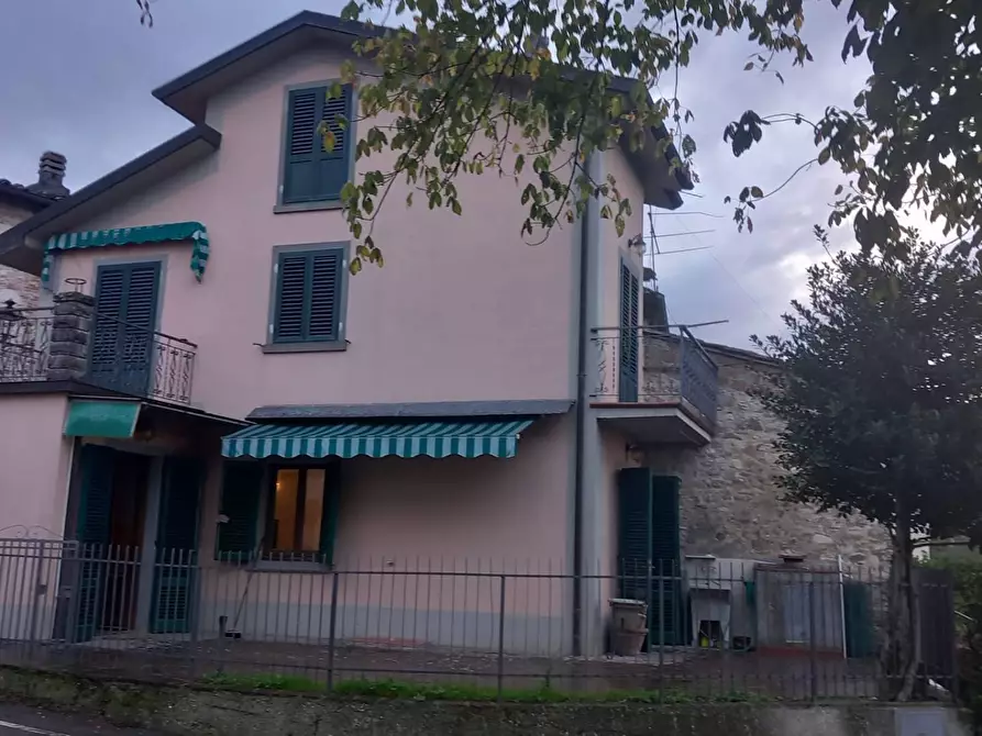casa indipendente in vendita a Bibbiena in zona Terrossola