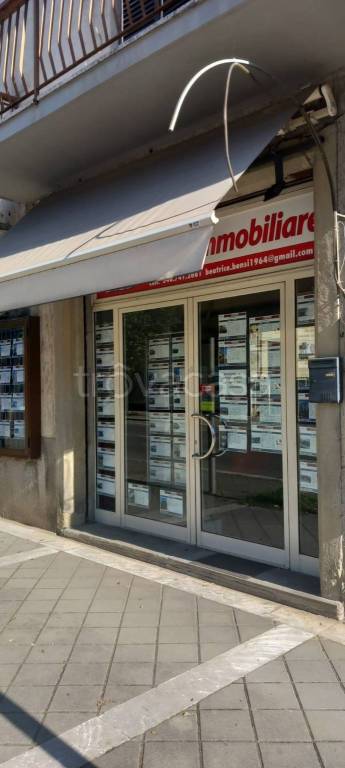 negozio in vendita a Bibbiena