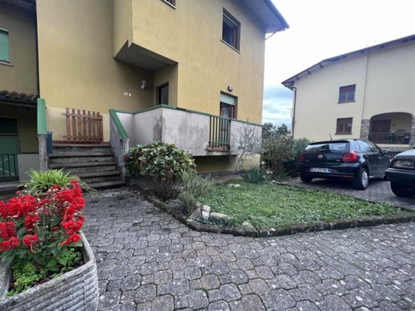 casa indipendente in vendita a Bibbiena in zona Santa Maria del Sasso