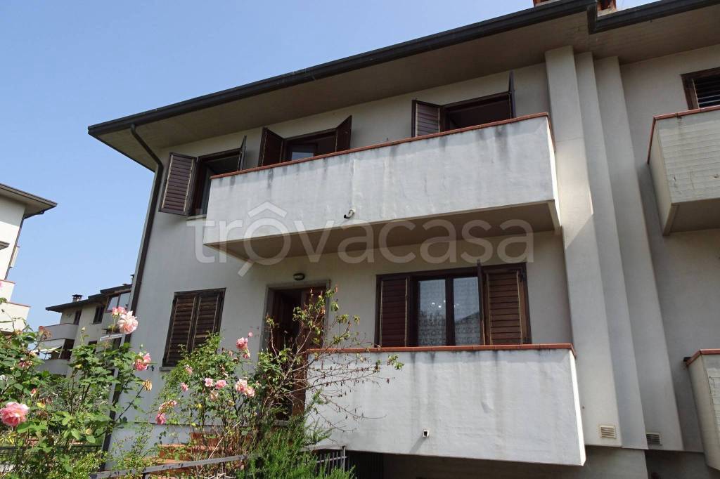 casa indipendente in vendita a Bibbiena in zona Soci