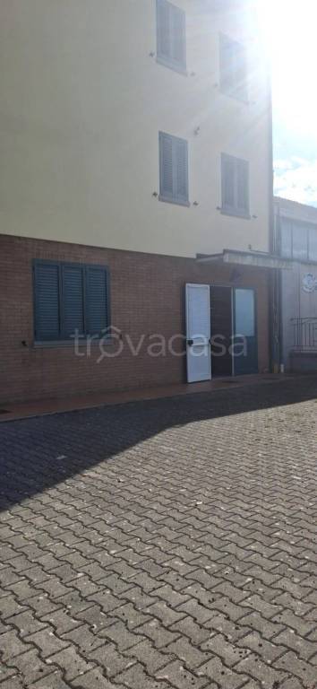 negozio in vendita a Bibbiena