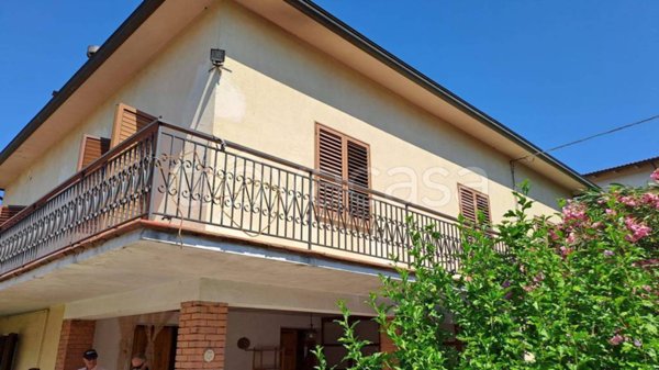 casa indipendente in vendita a Bibbiena in zona Soci