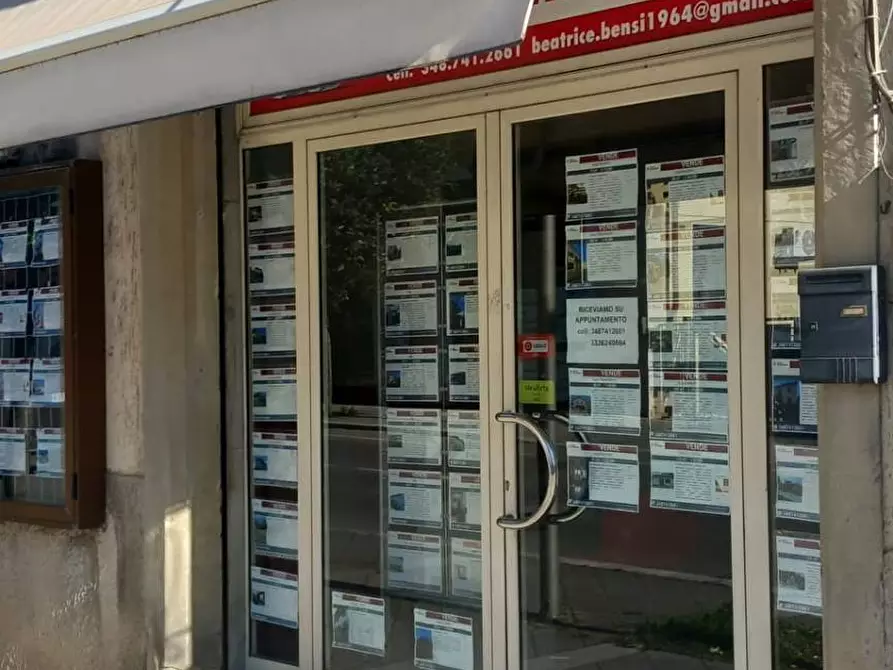 locale commerciale in vendita a Bibbiena