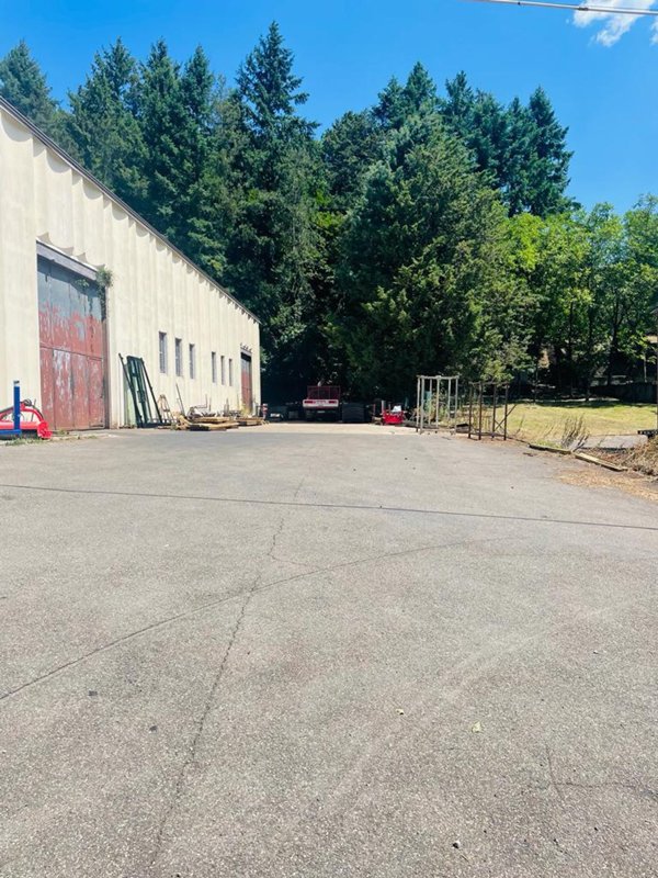 ufficio in vendita a Bibbiena in zona Partina