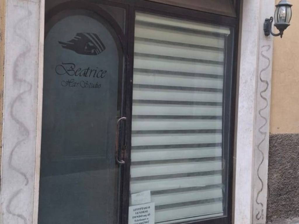 negozio in vendita a Bibbiena