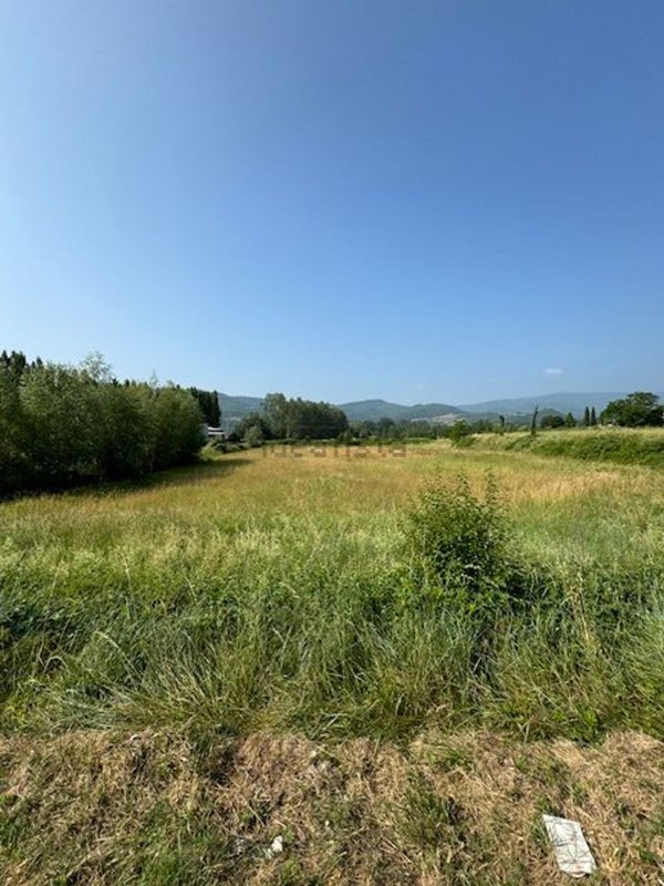 terreno edificabile in vendita a Bibbiena