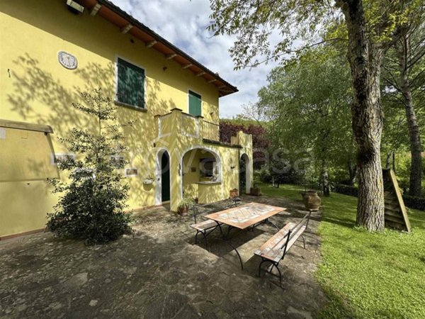 casa indipendente in vendita a Bibbiena in zona Partina