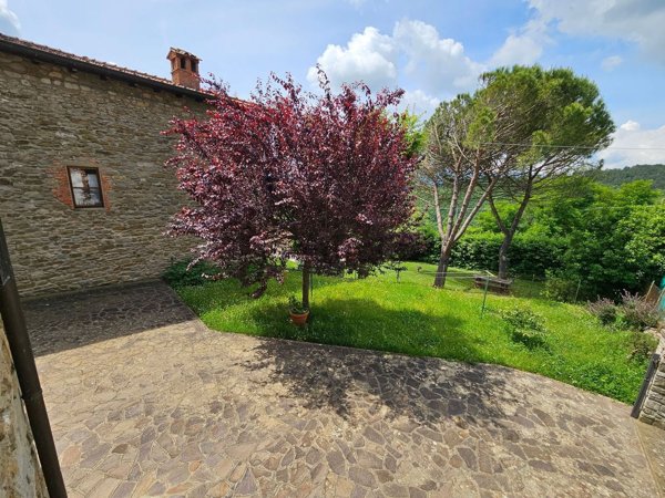 casa indipendente in vendita a Bibbiena